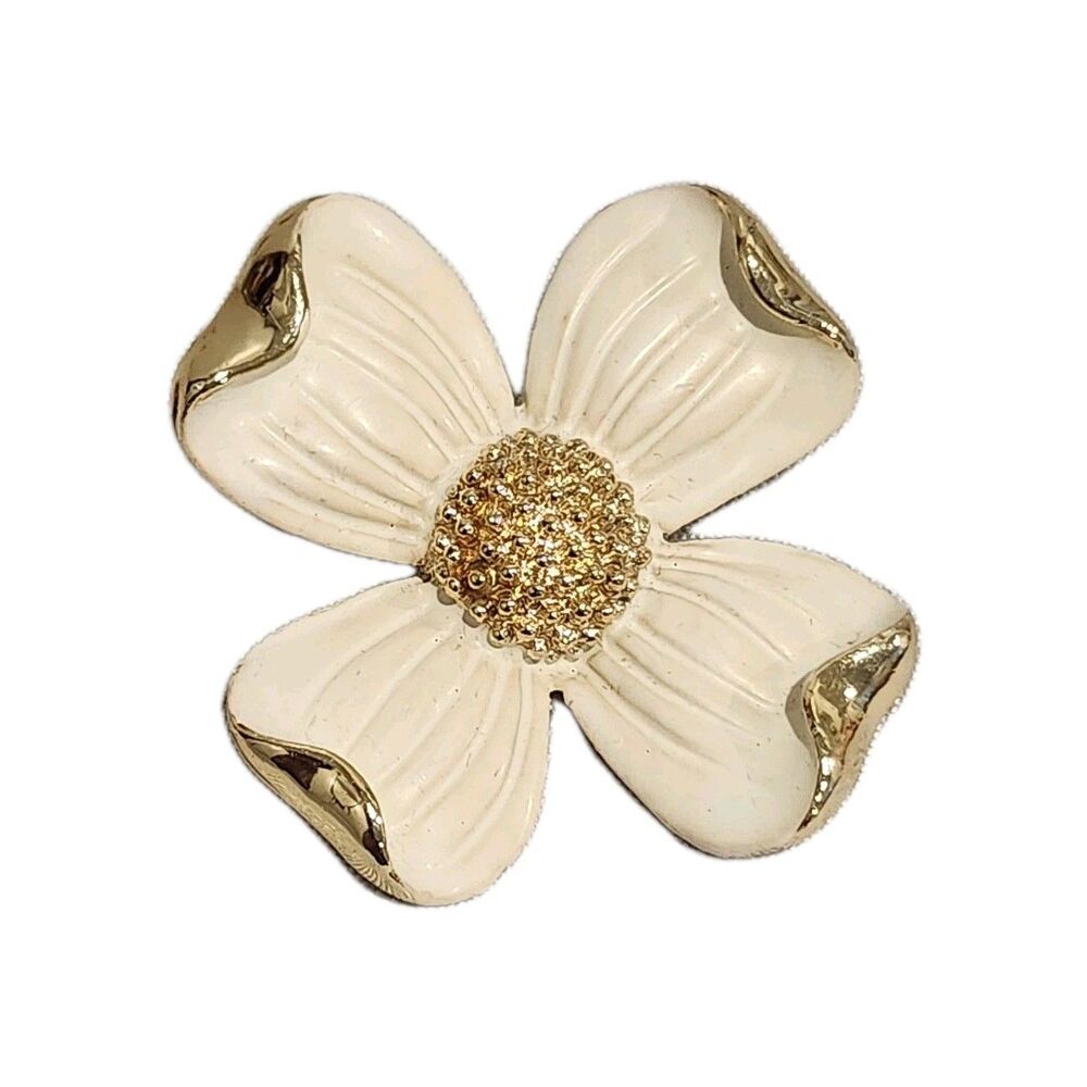 Gerrys Brooch Gold Tone And White Enamel Dogwood Flower